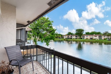 (private lake, pond, creek) Townhome/Townhouse For Sale in Boca Raton Florida