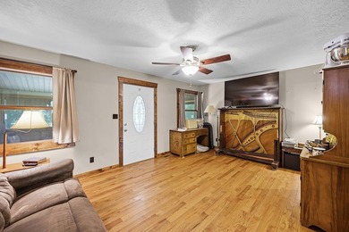 This property is Lake Life meets Farm Life! WALKING DISTANCE to - photo 4