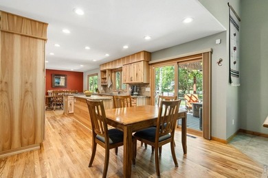 Welcome to this exceptional home in Paragon Point, one of Fort - photo 14