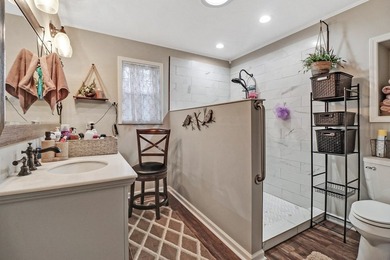 Dreaming of life on the lake? This home has it all! Step into an - photo 28
