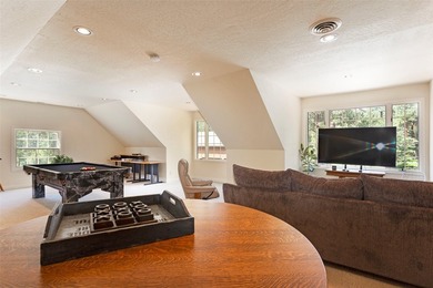 Four private acres. Towering trees. Rattlesnake Creek moments - photo 41
