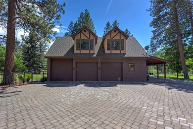 Four private acres. Towering trees. Rattlesnake Creek moments - photo 49