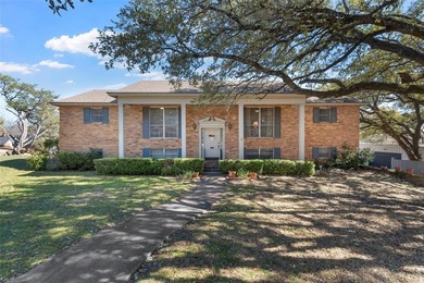 Lake Waco Home For Sale in Waco Texas