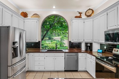 Bring your toothbrush to this turnkey Waterfront home to begin a - photo 12
