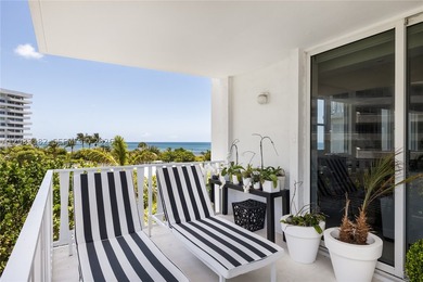 Filled with exceptional natural light from 11 windows and doors - photo 29