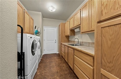 2260 Lakeshore - photo 37