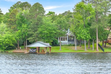 Bring your toothbrush to this turnkey Waterfront home to begin a - photo 39