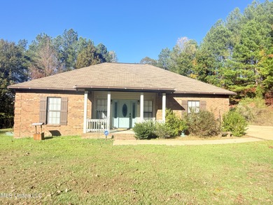 Grenada Reservoir Home For Sale in Grenada Mississippi