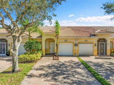 Lake Condo For Sale in West Palm Beach, Florida