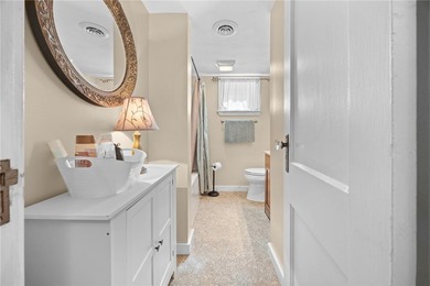Exceptional dual-property investment/residential opportunity - photo 21