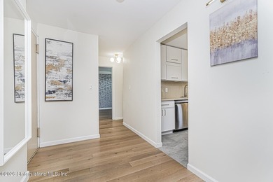 Discover sophisticated waterfront living in the heart of St - photo 21