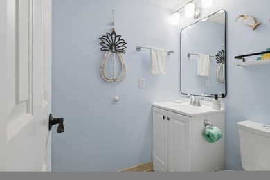 Live Where Others Vacation! Welcome to your fully furnished - photo 24