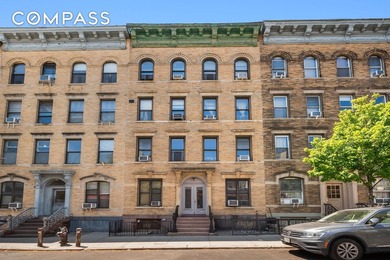 Situated on one of the most unique and quiet blocks in Brooklyn - photo 1