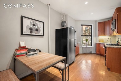 Situated on one of the most unique and quiet blocks in Brooklyn - photo 10