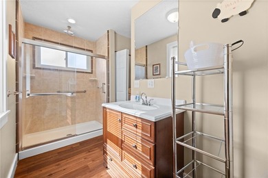 Exceptional dual-property investment/residential opportunity - photo 43
