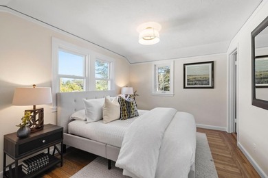 Welcome to 1386 Hillside Circle, a timeless Burlingame residence - photo 19