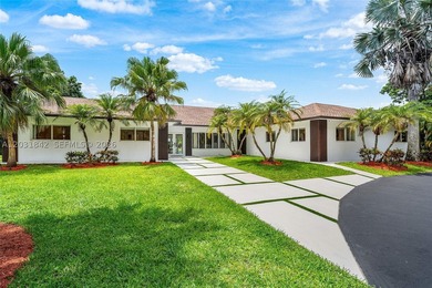 Rare & refined estate on one of Sunshine Ranches' most coveted - photo 3