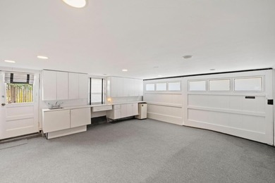 Welcome to 1386 Hillside Circle, a timeless Burlingame residence - photo 23