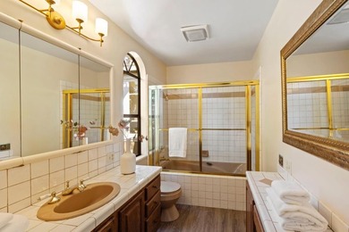 Welcome to 1386 Hillside Circle, a timeless Burlingame residence - photo 29
