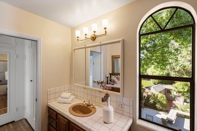 Welcome to 1386 Hillside Circle, a timeless Burlingame residence - photo 30