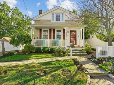 (private lake, pond, creek) Home For Sale in Stratford Connecticut