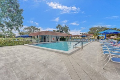 Welcome to Hollybrook - South Florida's 55+ resort-style - photo 31