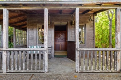 Welcome to 1386 Hillside Circle, a timeless Burlingame residence - photo 50