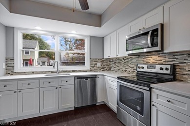 Beautifully updated and move-in ready, this 3-bedroom, 2-bath - photo 14