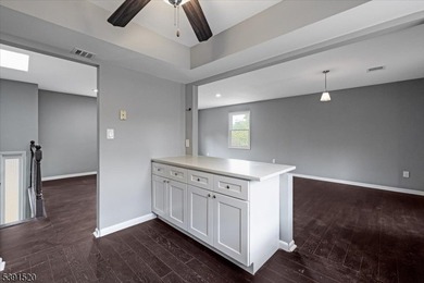 Beautifully updated and move-in ready, this 3-bedroom, 2-bath - photo 15