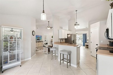 Welcome home to this beautifully maintained, immaculately clean - photo 18