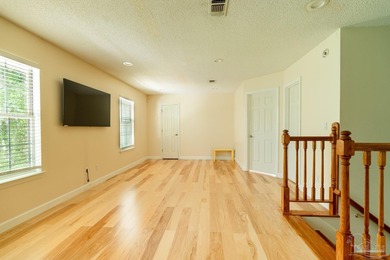 Charming 4-bedroom, 2.5-bath home in the highly sought-after - photo 20