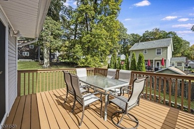 Beautifully updated and move-in ready, this 3-bedroom, 2-bath - photo 22