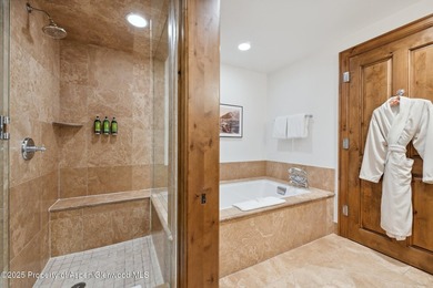 2024 renovations completed (including new decor, furniture - photo 29