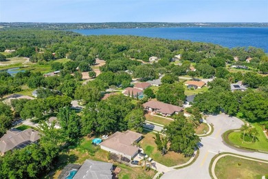 Welcome home to this beautifully maintained, immaculately clean - photo 42