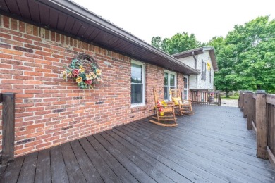 Great for Full-Time living at the lake! Flat lot, Garage & Dock - photo 4
