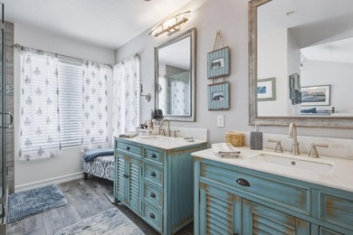 Welcome to this beautifully updated 3-bedroom, 2.5-bathroom home - photo 12