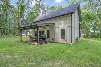 GREAT WEEKEND CABIN LOCATED JUST MINUTES FROM LONGVIEW ON LONE - photo 18