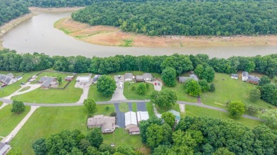 Great for Full-Time living at the lake! Flat lot, Garage & Dock - photo 39