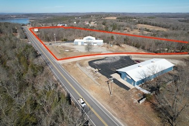 First building is 40x120 it is partitioned into 3 areas: 2 shop - photo 3