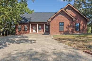 Lake Hamilton Home For Sale in Hot Springs Arkansas