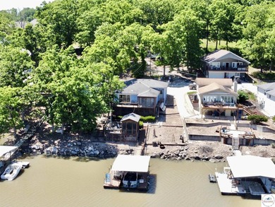 Located on a quiet cove on the Lake of the Ozarks in a very - photo 13