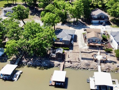 Located on a quiet cove on the Lake of the Ozarks in a very - photo 14