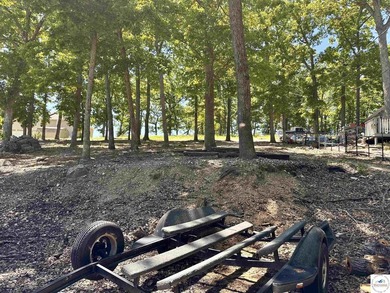 Located on a quiet cove on the Lake of the Ozarks in a very - photo 28
