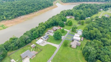 Great for Full-Time living at the lake! Flat lot, Garage & Dock - photo 44