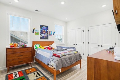 Welcome to life in Waterbridge, one of Carolina Forest's premier - photo 31