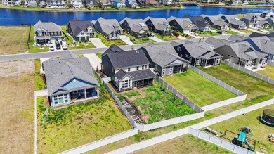 Welcome to life in Waterbridge, one of Carolina Forest's premier - photo 47