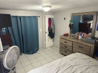 Renovated Home that is Refreshingly Cozy! Come Enjoy a - photo 12