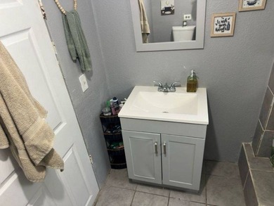 Renovated Home that is Refreshingly Cozy! Come Enjoy a - photo 13