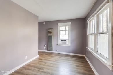 Income-producing Biloxi investment opportunity! This versatile - photo 14