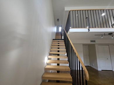 Welcome to SoNew Lofts in the heart of Fort Lauderdale! This - photo 10